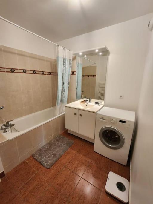 Appartement 2 Pieces 5Min Gare Val D'Europe Parking Inclus Montévrain Eksteriør billede